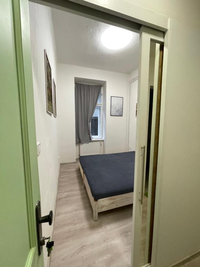 Red&Black Apartment City Centr, Na Hradbach 118 Ostrava Extérieur photo